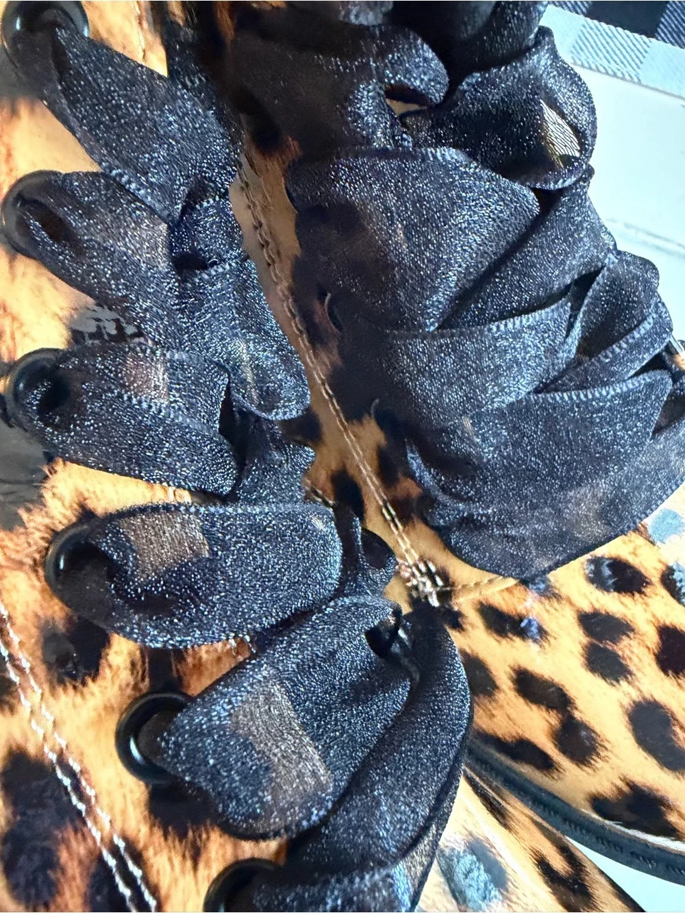 Art Class Kayden Leopard Print Lace-Up Ankle Boots NWT size 3